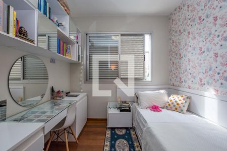 Apartamento à venda com 115m², 4 quartos e 2 vagasQuarto 3