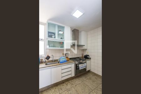 Apartamento à venda com 115m², 4 quartos e 2 vagasCozinha