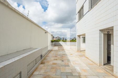 Apartamento à venda com 115m², 4 quartos e 2 vagasÁrea comum