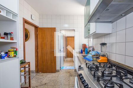 Apartamento à venda com 115m², 4 quartos e 2 vagasCozinha