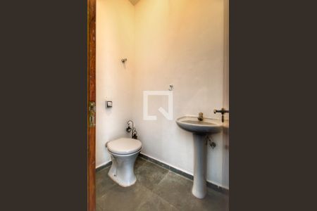 Casa à venda com 67m², 3 quartos e sem vaga Casa à venda com 67m², 3 quartos e sem vagaLavabo