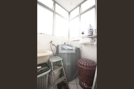 Apartamento à venda com 58m², 2 quartos e 1 vagaÁrea de Serviço