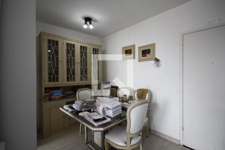Apartamento à venda com 58m², 2 quartos e 1 vagaSala