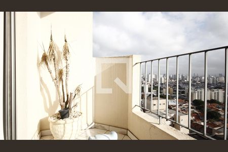 Apartamento à venda com 58m², 2 quartos e 1 vagaVaranda