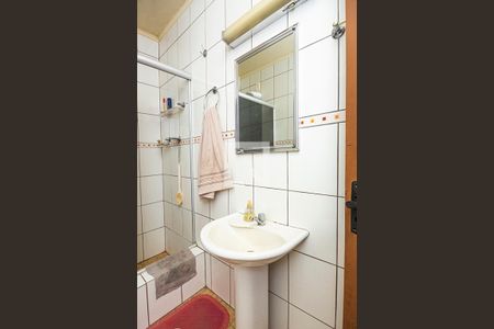 Casa à venda com 159m², 3 quartos e 2 vagasBanheiro