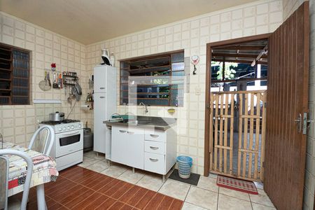 Casa à venda com 159m², 3 quartos e 2 vagasCozinha