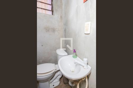 Casa à venda com 159m², 3 quartos e 2 vagasBanheiro Externo