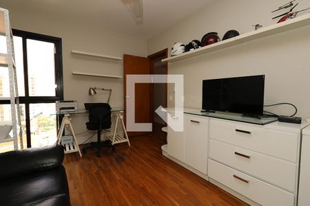 Apartamento para alugar com 226m², 4 quartos e 3 vagas Apartamento para alugar com 226m², 4 quartos e 3 vagasQuarto 1 - Escritório