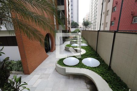 Apartamento para alugar com 226m², 4 quartos e 3 vagas Apartamento para alugar com 226m², 4 quartos e 3 vagasÁrea Comum - Jardim