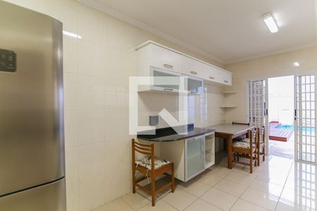 Casa para alugar com 250m², 3 quartos e 3 vagasCozinha