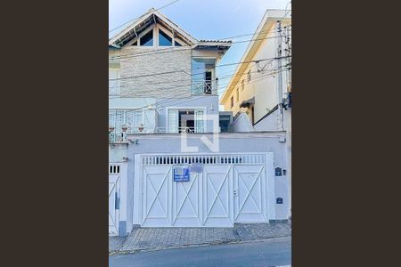 Casa para alugar com 250m², 3 quartos e 3 vagasFachada