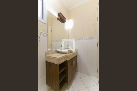 Casa para alugar com 250m², 3 quartos e 3 vagasLavabo