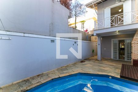 Casa para alugar com 250m², 3 quartos e 3 vagasÁrea externa