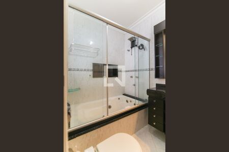 Casa para alugar com 250m², 3 quartos e 3 vagasBanheiro da Suíte 1