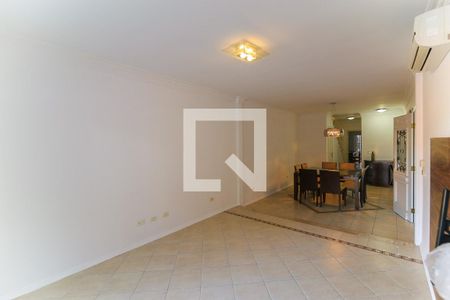 Sala de casa para alugar com 3 quartos, 250m² em Vila Morse, São Paulo