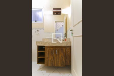 Casa para alugar com 250m², 3 quartos e 3 vagasLavabo