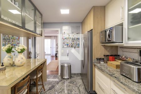 Apartamento à venda com 257m², 2 quartos e 3 vagas Apartamento à venda com 257m², 2 quartos e 3 vagasCozinha