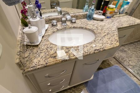 Apartamento à venda com 257m², 2 quartos e 3 vagas Apartamento à venda com 257m², 2 quartos e 3 vagasSuíte 2 - Banheiro 2