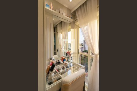 Apartamento à venda com 257m², 2 quartos e 3 vagas Apartamento à venda com 257m², 2 quartos e 3 vagasSuíte 2 - Closet 2