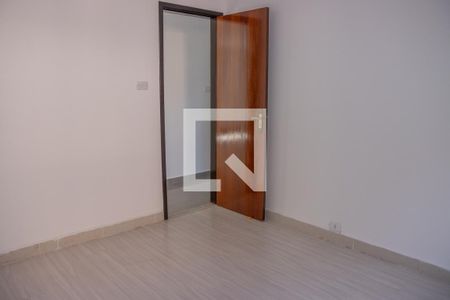 Casa de condomínio à venda com 340m², 3 quartos e 3 vagas Casa de condomínio à venda com 340m², 3 quartos e 3 vagasQuarto 2