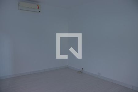 Casa de condomínio à venda com 340m², 3 quartos e 3 vagas Casa de condomínio à venda com 340m², 3 quartos e 3 vagasSuite