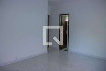 Casa de condomínio à venda com 340m², 3 quartos e 3 vagas Casa de condomínio à venda com 340m², 3 quartos e 3 vagasSuite