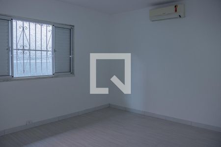 Casa de condomínio à venda com 340m², 3 quartos e 3 vagas Casa de condomínio à venda com 340m², 3 quartos e 3 vagasSuite