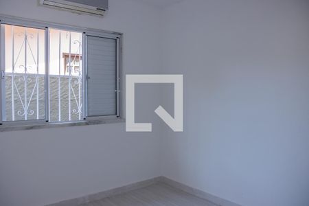 Casa de condomínio à venda com 340m², 3 quartos e 3 vagas Casa de condomínio à venda com 340m², 3 quartos e 3 vagasQuarto 1