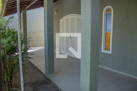 Casa de condomínio à venda com 340m², 3 quartos e 3 vagas Casa de condomínio à venda com 340m², 3 quartos e 3 vagasQuintal