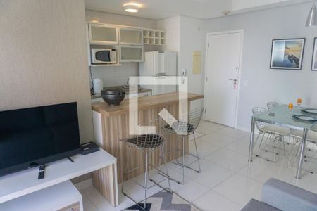 Sala/Cozinha de apartamento para alugar com 1 quarto, 55m² em Cerqueira César, São Paulo