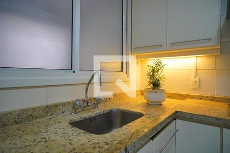 Cozinha de apartamento para alugar com 2 quartos, 142m² em Passo D’areia, Porto Alegre