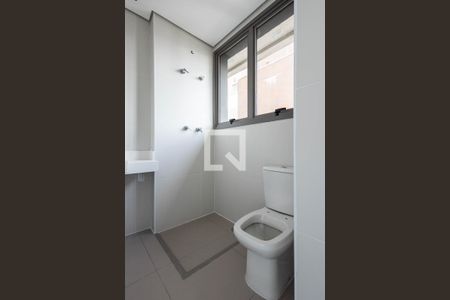 Apartamento à venda com 371m², 3 quartos e 4 vagasBanheiro da Suíte 2