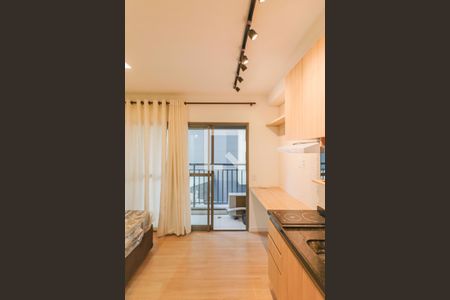 Quarto / Cozinha de apartamento para alugar com 1 quarto, 22m² em Butantã, São Paulo