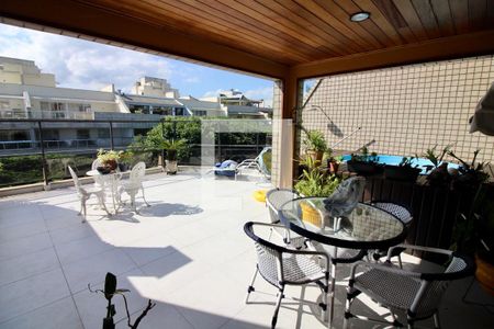 Apartamento à venda com 270m², 4 quartos e 2 vagasVaranda da Sala