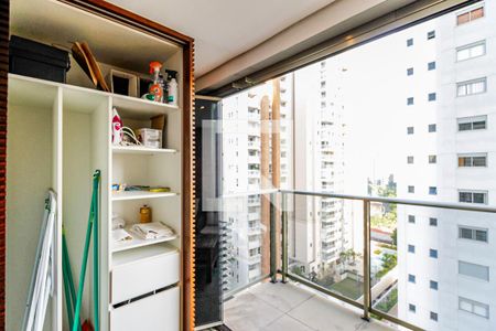 Apartamento à venda com 74m², 1 quarto e 1 vagaÁrea de Serviço