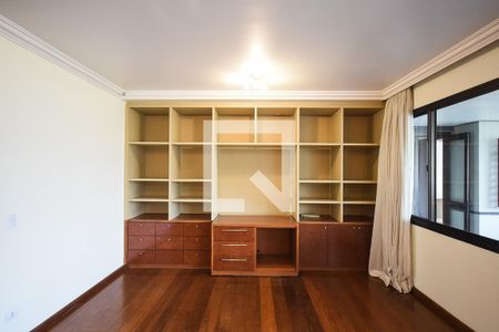 Sala de apartamento à venda com 3 quartos, 185m² em Real Parque, São Paulo