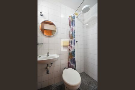 Apartamento à venda com 185m², 3 quartos e 3 vagasBanheiro de Serviço