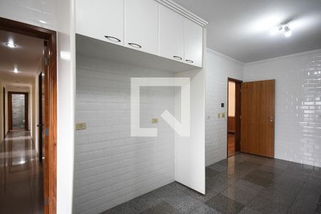 Apartamento à venda com 185m², 3 quartos e 3 vagasCozinha