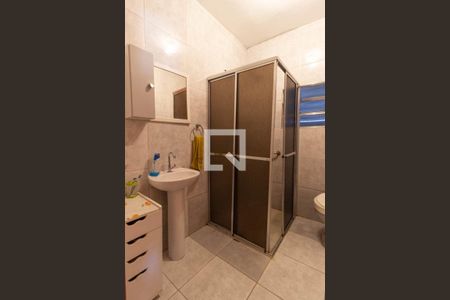 Casa à venda com 200m², 5 quartos e 2 vagasBanheiro 3