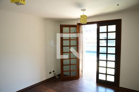 Casa de condomínio para alugar com 600m², 3 quartos e 4 vagasQuarto