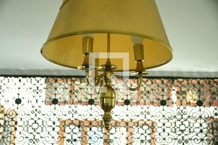 Casa de condomínio para alugar com 600m², 3 quartos e 4 vagasSala