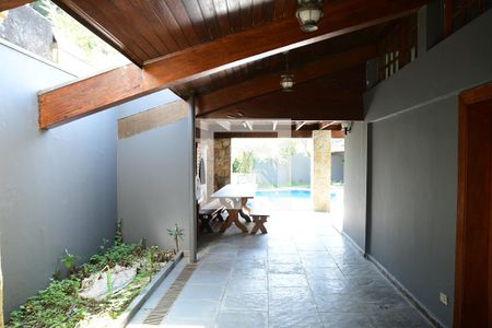 Casa de condomínio para alugar com 600m², 3 quartos e 4 vagasÁrea Gourmet