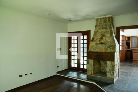 Casa de condomínio para alugar com 600m², 3 quartos e 4 vagasSala