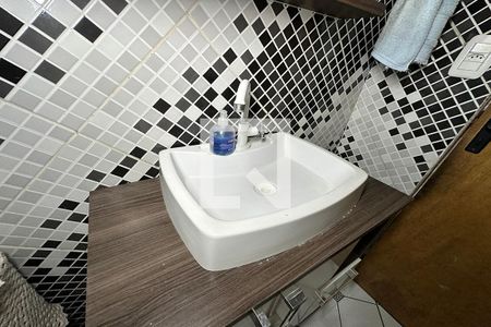 Casa à venda com 120m², 3 quartos e 1 vagaPia do Banheiro Social