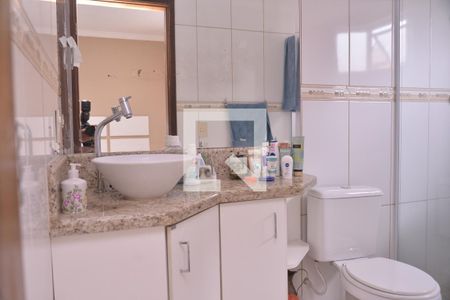 Casa à venda com 167m², 3 quartos e 4 vagasBanheiro 1