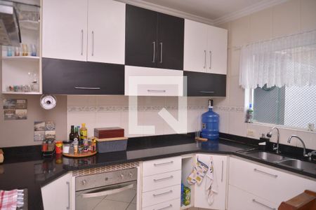 Casa à venda com 167m², 3 quartos e 4 vagasCozinha