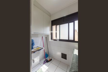 Apartamento à venda com 75m², 3 quartos e 1 vagaÁrea de Serviço