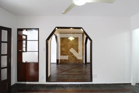 Sala de casa à venda com 4 quartos, 250m² em Freguesia (jacarepaguá), Rio de Janeiro