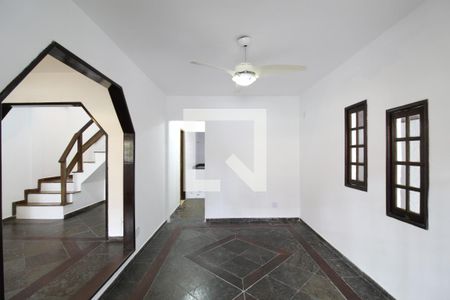 Sala de casa à venda com 4 quartos, 250m² em Freguesia (jacarepaguá), Rio de Janeiro