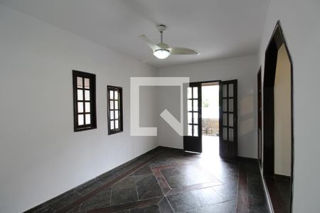Sala de casa à venda com 4 quartos, 250m² em Freguesia (jacarepaguá), Rio de Janeiro